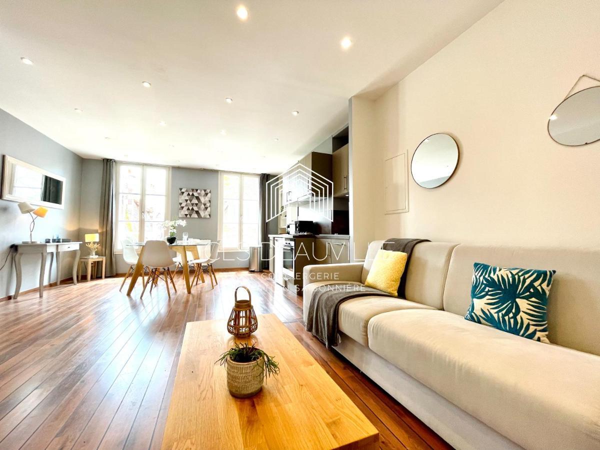 Appartement Coeur De Deauville Luaran gambar