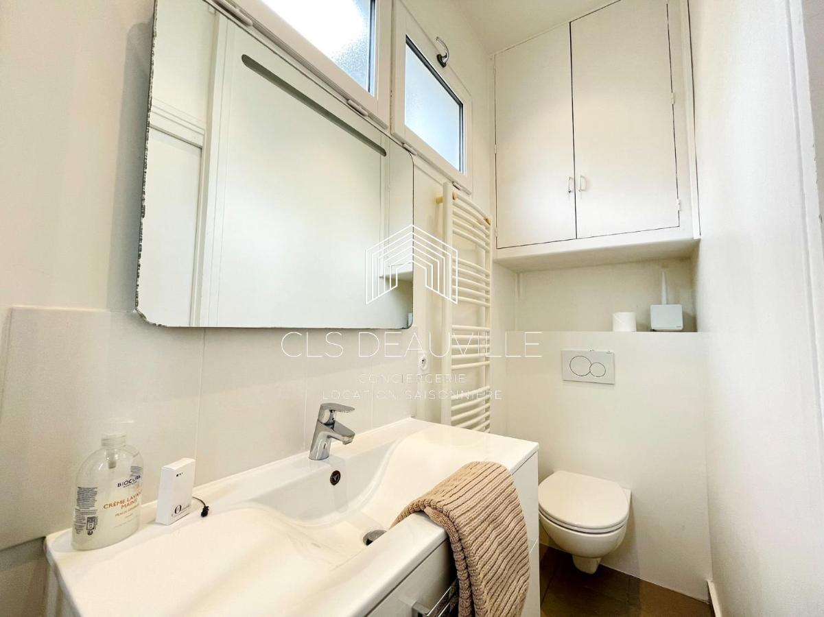 Appartement Coeur De Deauville Luaran gambar