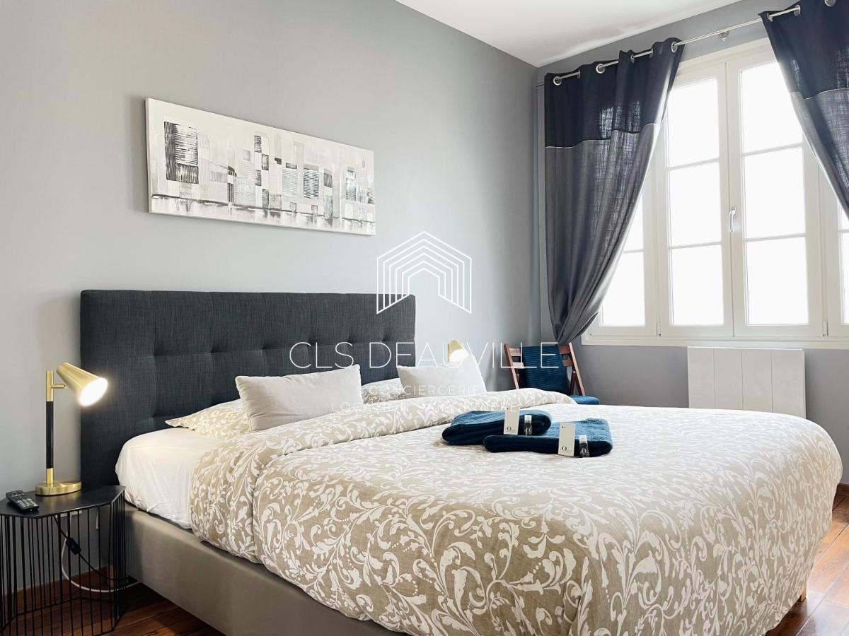 Appartement Coeur De Deauville Luaran gambar