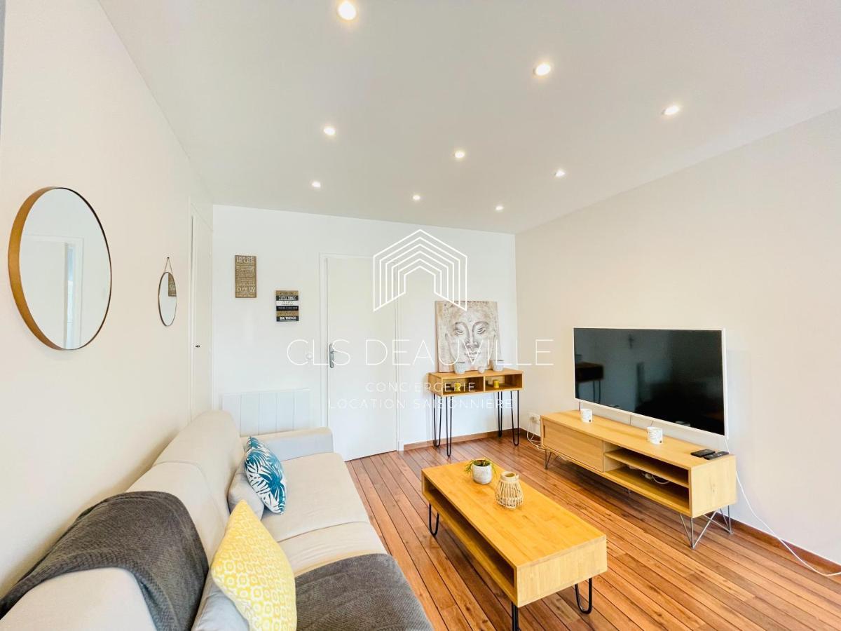 Appartement Coeur De Deauville Luaran gambar